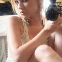 Snow_Bunnii3's profile picture. 2?. Single. Nurse. Independent. Successful. Stand at 5'3 but I make up for it in personality.#Twubby = @Atlanta_Nigga ♥♥ ;)