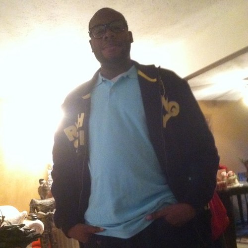 Jamaican rude boy #TeamGemini #McHammer #TeamMHHS #TeamFollowBack #TeamEmployed Class of 2012 !