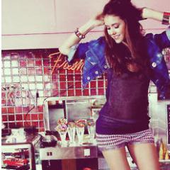 CaringVampElena's profile picture. He saved me Twice but it wasnt enough i fell for the person thats been there through everything....Damon{RP//#ForeverMoreFam//#TvdAdmin}