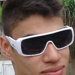 Charmoso, criativo, simpático, alegre, romântico, sociável, indeciso, tranquilo, compreensivo, gentil.