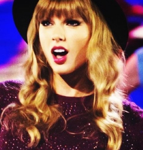 safeandswift13's profile picture. Heyyyy! I'm a Swiftie and a BEAliever!                                We should love, not fall in love, because everything that falls gets broken. -Taylor Swift