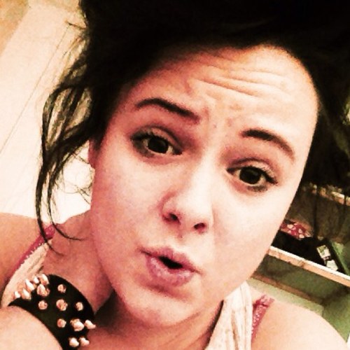 Hears the deal you follow me, i follow back. Simple (y)