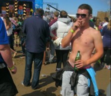 Alright i am 23 live in stafford looking for girls who likes 2 play !!!