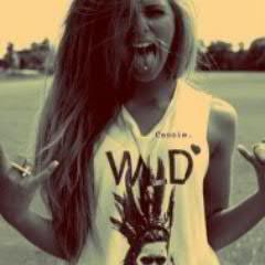 IT'S NATALIA :D I CHANGE MY USERNAME U'LL FIND ME THERE: @beautymistake :) XOXOS