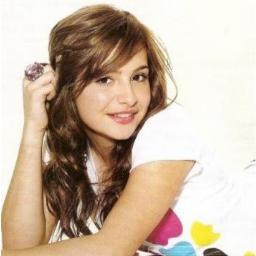 I'm a Belieber, Directioner & Selenator ♡ I follow back ! ♡♡