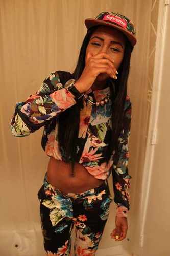 I Live In Atlanta, 16! &' Thuggin', BOSS..Ummm, Der Is Not Much To Say, So Juz Follow My Sexy Ass ! I Follow Back..