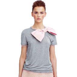 trendyzi's profile picture. avi and header courtesy of @REDValentino                              
        (Makeup Artist, Love Fashion,Interior Design, Art,Cars,Travel,Food etc)