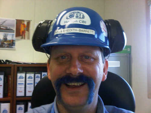 rmb282's profile picture. 