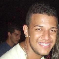 Julio_rsnde's profile picture. 