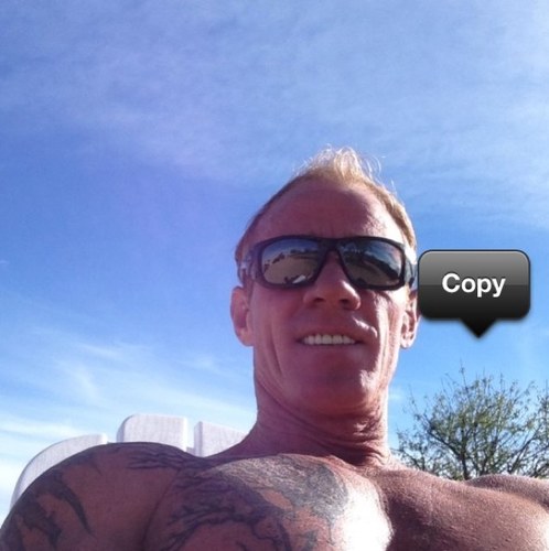 charliebarnes84's profile picture. 