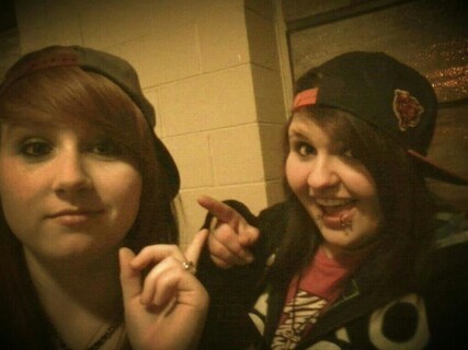 Hai3 Brittney, 16, 10th grade, follows back, loves football, Bieber, Remedy Drive, and other stuff 3