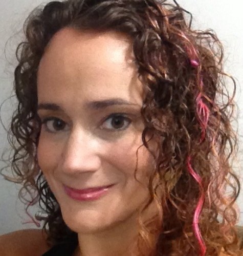 Wife, mom of boys, friend, Christian, blogger, traveler, worrier, crafter, collector of subscription boxes, starbucks addict & ocean lover. I'm blessed & happy.