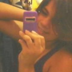 Querida,tem amigos pra qualquer hora,14 aninhos,Uma familia Perfeitxa,E um amore lindo de doer(mj),Adora banda GarotaSafada,quer mas?me Segue Aê!