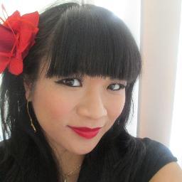 Food blogger, culinary school drop out. Aussie expat. Mother of  2. #MaryKay Beauty Consultant. Happily married to @MarkTapson. Devoted procrastinator.