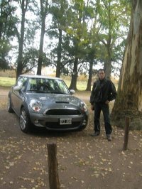 rrojasf's profile picture. Colombian Enterpreneur, i like 2be happy....