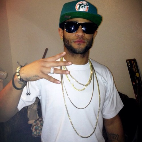 Shout out to RUMO GOOD FELLA 4 Eva  cream team we eating P.M.W. M.O.B.B.  25-8 365 #Trapshit.