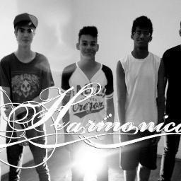 Berros @Rawrblack_   Bateria @_mloopes.    baixo  @_xauxau.  Guitar @patznildo Guitar @DaniPaoDeBatata