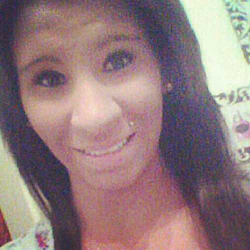 instagram- arianalecholle. Capricorn. 18. Follow me :)
