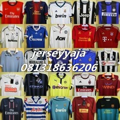 jual jersey bola AAA thailand,grade ori, player issue. Ready stok. hrga mulai dari 90k-105k, retro 155k. costumname 60k . CP: SMS 081806905822 bb 2A4AD875