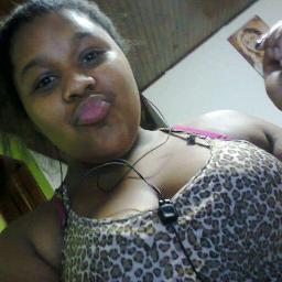 VOU SORRIR, Só Por Acreditar Que Amanhã Pode Ser Diferente.... ;3  Apaixonada Pelo @TaCombinadoReal, @WesklenSLivre @GrPuraInocencia #OsMelhoresDoMundo \o/ *--*