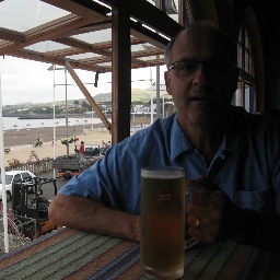 Duarte80's profile picture. I love the beach and the mountains, travel, good wine, good coffee, good food, cooking