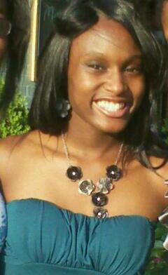 *mommy2be……3 of my life *V!©+•®* #im a SENIOR after my baby da sky the LIMIT