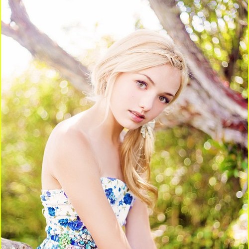 My name is Emma, and im just a normal 16 year old girl I live New York with my adopted brothers and sister, our nanny Jessie and our butler Bertram!(ROLEPLAY!)