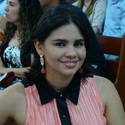 Católica,Casada, Rotariana. Amo minha família! 
http://t.co/l3bJkE7o