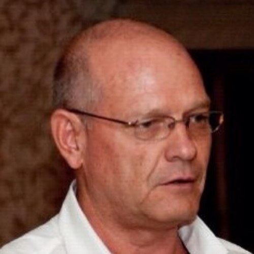 KobusvRooyen's profile picture. 