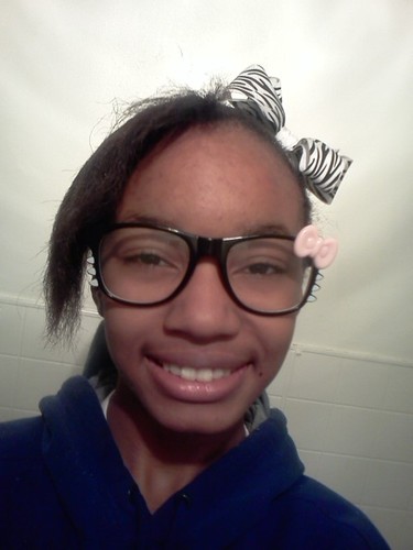 I'm a.directioner n mixer I follow back, I'm an actor, and Singer.