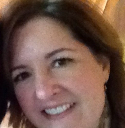 Love God & My amanzing husband & children. Bible, Pray, Exercice & Healthy food they are  MUST in my life.
