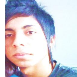 Sou Gaúcho,Colorado com muito Orgulho,curto muito Rock,sou parceiro,divertido,,amo meus amigos e minha Familía!!!bjo bjo Santiago RS