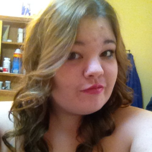 RPattz,KStew,Miley,Hilary Duff,LadyGaga,Jonas,guitar,friends,TWILIGHT SAGA,read,family,LUV ALL WMUSIC,find myself 2 be like miley-im very hyper,LOVE2sing,movies
