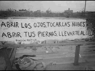 Te falta la nariz roja en tu cara de payaso, pero tranquilo, te la puedo poner yo con un puñetazo.
