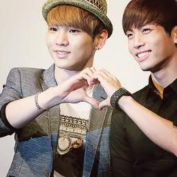 I love: Michael_Jackson~Nightmare~2PM_SHINee~SuJu~BIGBANG~MBLAQ~TVXQ~CN_BLUE~FT_Island~Nu'Est~B.A.P.~Boyfriend~Juniel~IU~Secret and others of K-pop~I'm Otaku~
