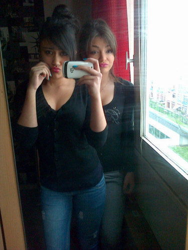 KommalKremmlinB's profile picture. 