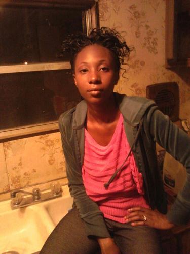 I'm Shameka. Happily married, Down To Earth.. Pretty Much A Cool Person To Get Along With.. Follow Me I Follow Back!
