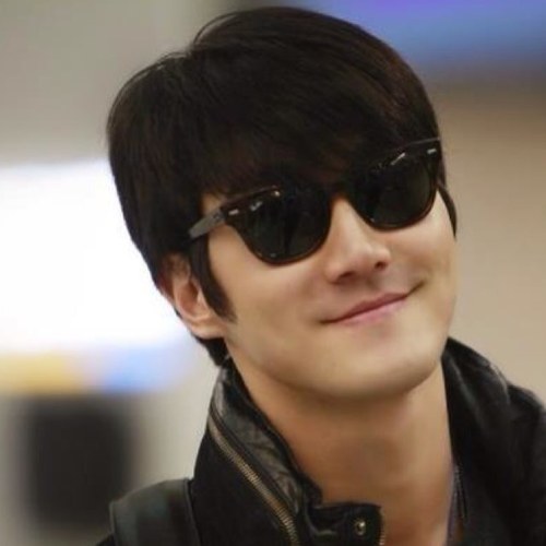 Lee_Hyomi's profile picture. 