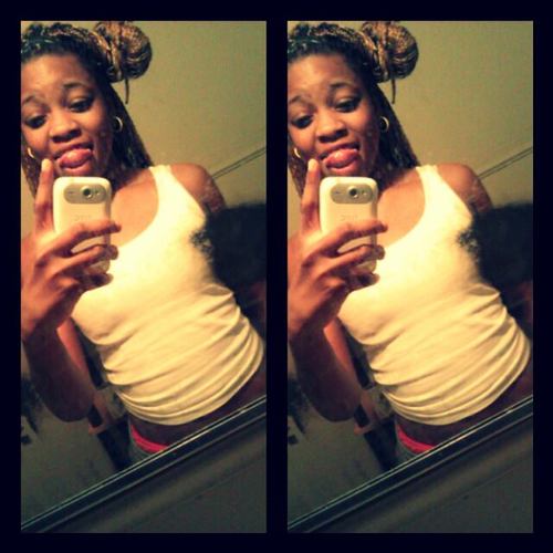 @Bxtchimslimfine My Right Hand | @CreamyChocalet ..My Lil Sista |@LipsnParis my wife | Single ¢£¥