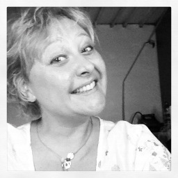 val13g's profile picture. 