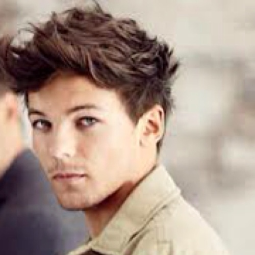 I have @LambertRP and I am happily his so fuck off botches he's mine.  @Niggaisfake and @AintNiall keep me from losing my mind.
