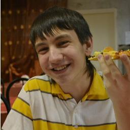 Занимаюсь web-программированием. Уже в свои 15 полных лет знаю HTML, CSS и PHP, люблю Photoshop! Создал сайт - Блог-Обычного-Школьника.рф