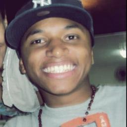 - Feliz&Ousado      
http://t.co/vPDYpxeB