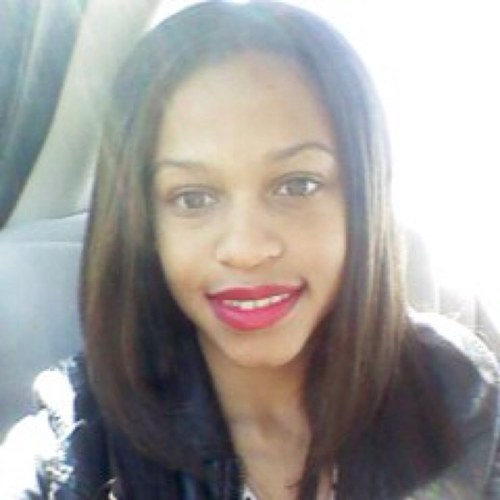 meryah91's profile picture. Smile.