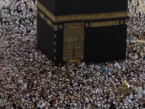 لا إله إلا الله الملك الحق المبين،لا إله إلا الله العدل اليقين،لا إله إلا الله ربنا ورب آبائنا الأولين،سبحانك إني كنت من الظالمين..