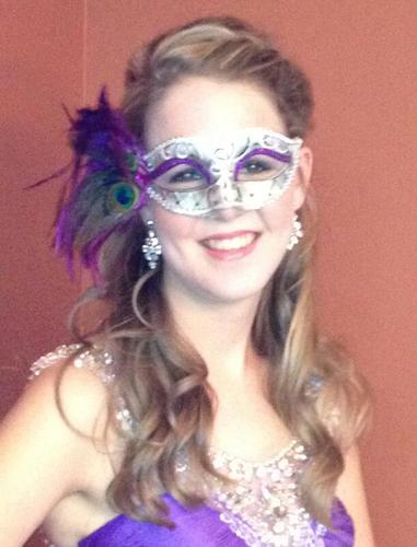 Hey. My name is Kirsten Greer, I'm a Christian, I'm 18 years old, I love music, art, and having fun. If you wanna know more, just ask me. :)