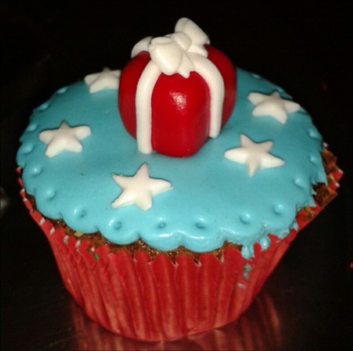 AChocolateWorld's profile picture. Mi vida gira entorno a tres cosas.... la familia, los buenos amigos y una taza de ese delicioso chocolate caliente:3