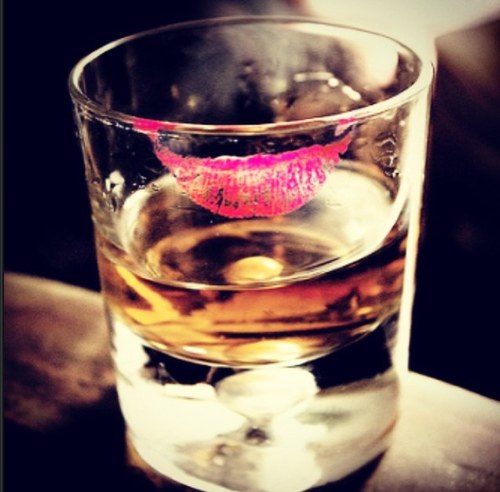 classwithaglass's profile picture. 