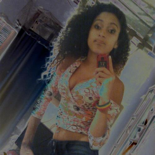 *, oiii ! o prazer é todo seu (y’
sou o tiipiinho certo de meninaa erradaa (66~
você pode pensar de mim o que quiser , afinal não vaii mudar em n.a.d.a !