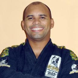 Não sou completo, mas sou feliz!